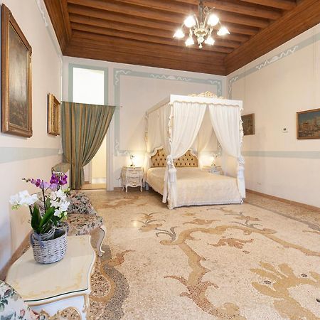 Luxury Apartment Pesaro Papafava Venedig Eksteriør billede