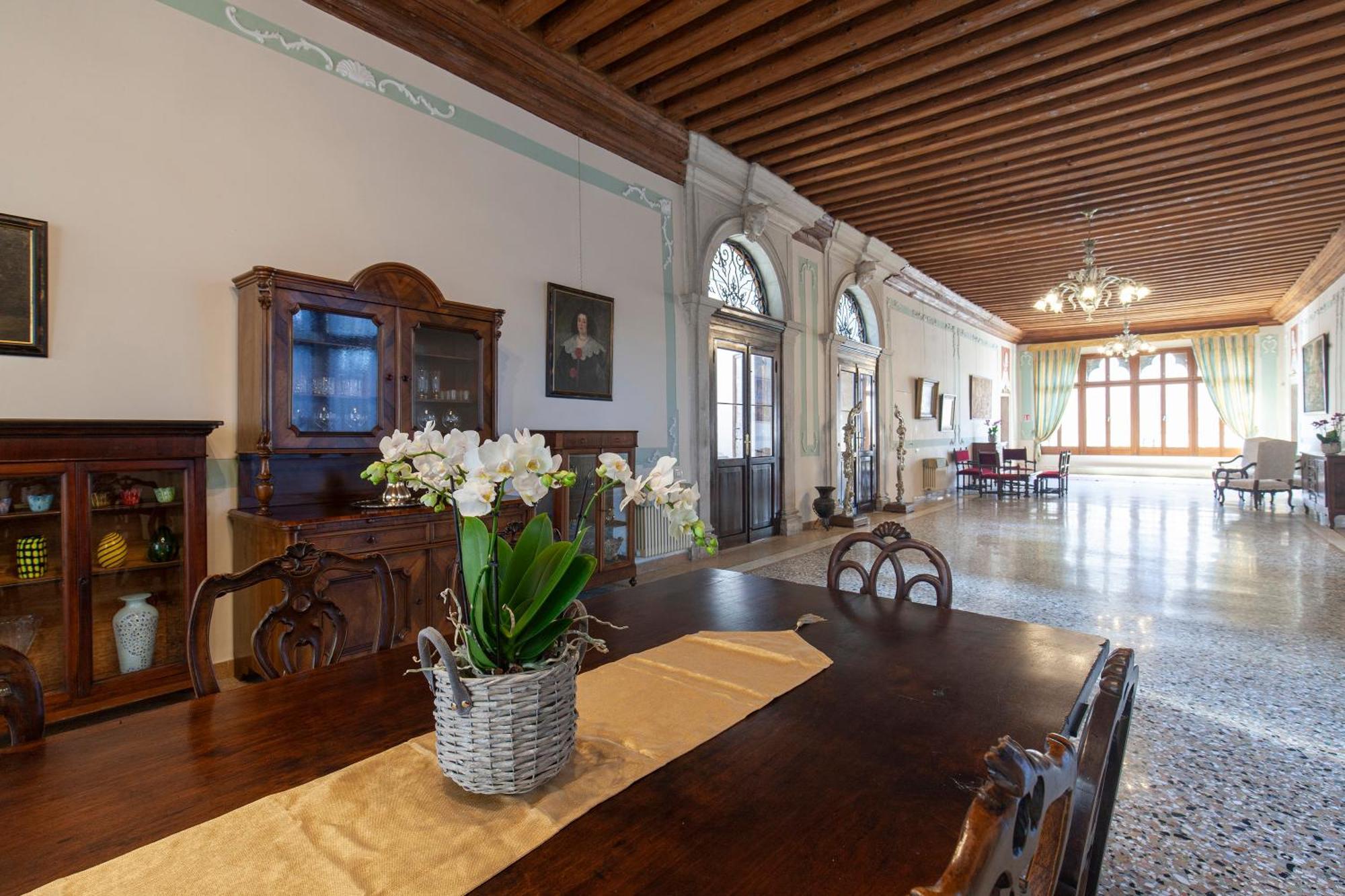 Luxury Apartment Pesaro Papafava Venedig Eksteriør billede
